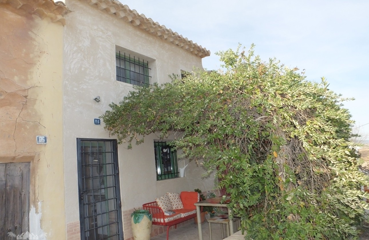 Wiederverkauf - Reihenhaus -
Pinoso - Pinoso Alicante