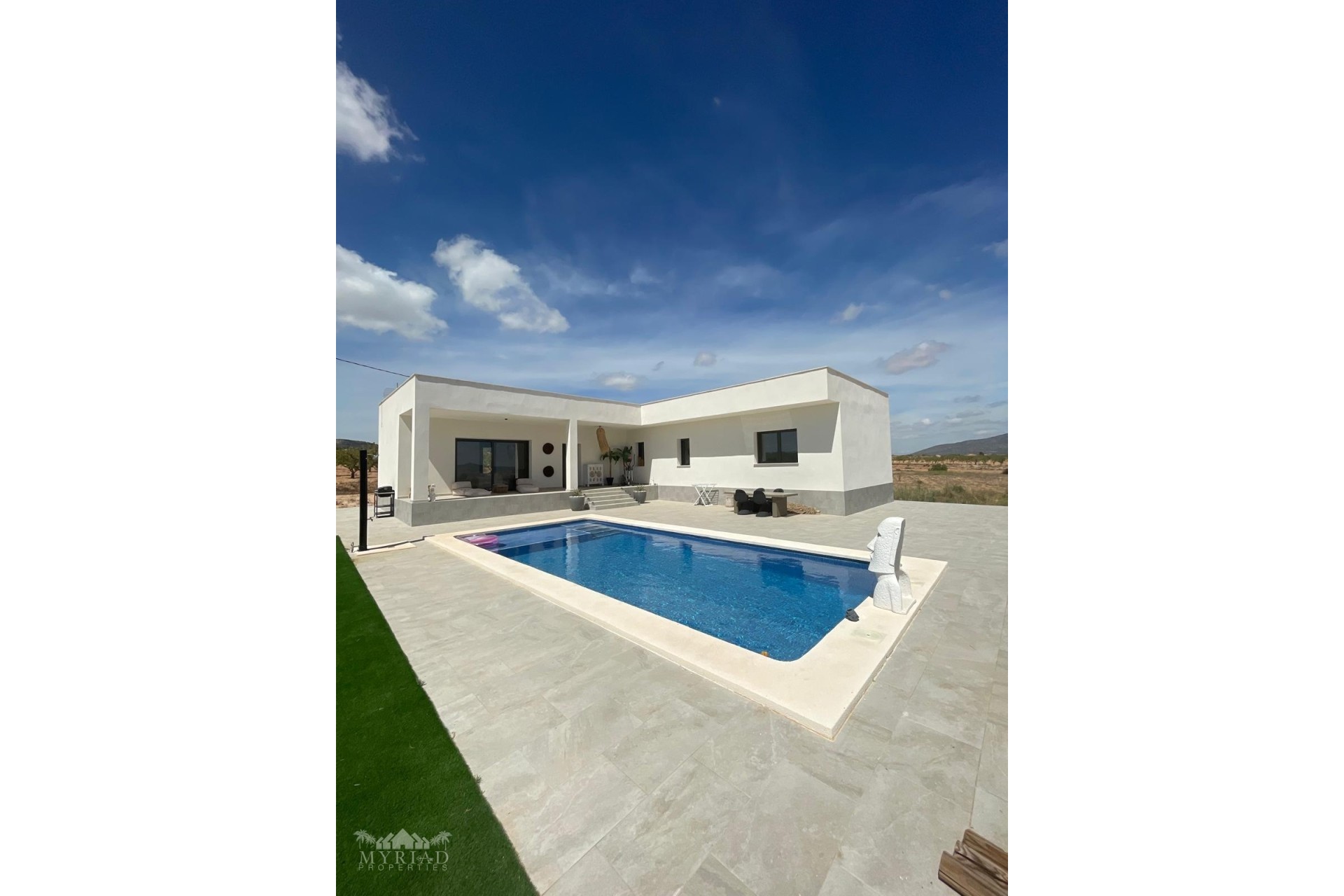 Wiederverkauf - Reihenhaus -
Pinoso - Pinoso Alicante
