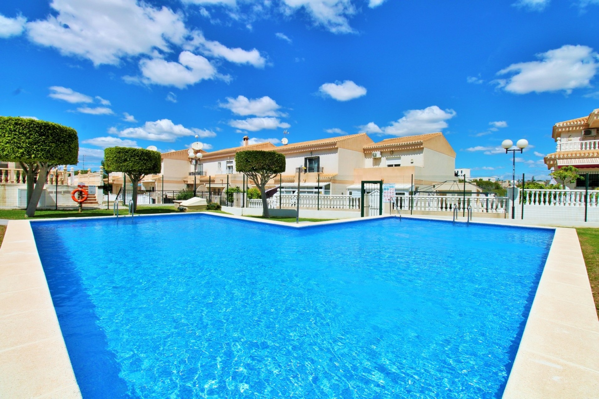 Wiederverkauf - Reihenhaus -
Playa Flamenca