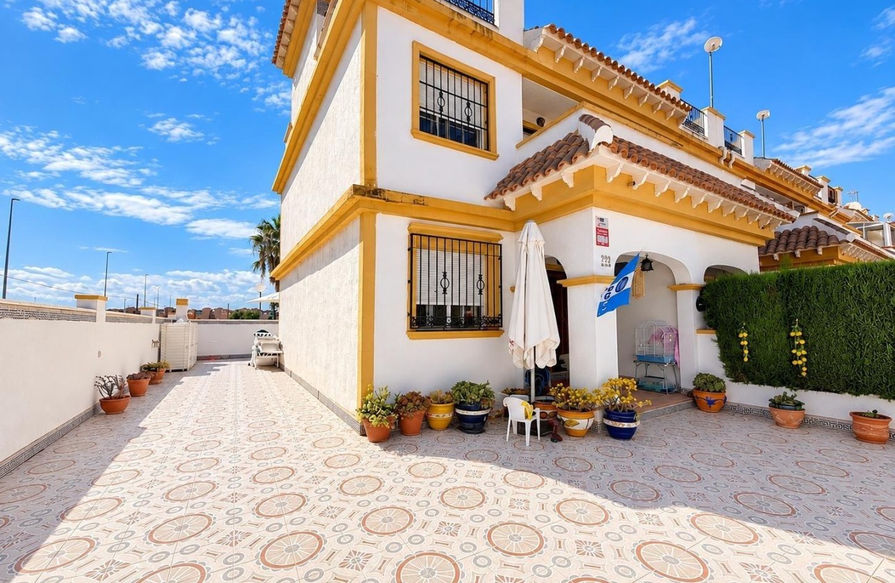 Wiederverkauf - Reihenhaus -
Torrevieja - El Limonar