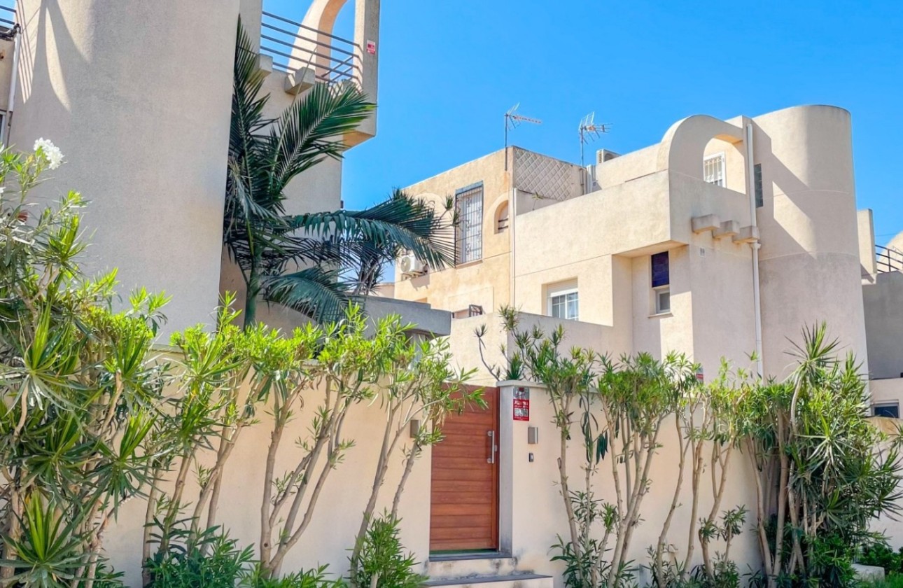 Wiederverkauf - Reihenhaus -
Torrevieja - La Siesta