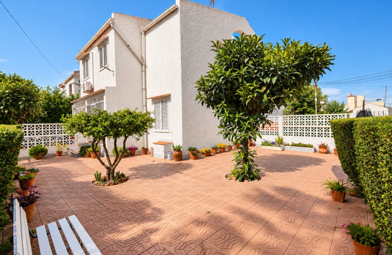 Wiederverkauf - Reihenhaus -
Torrevieja