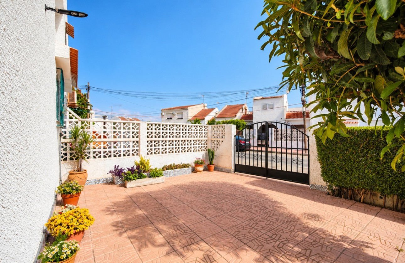 Wiederverkauf - Reihenhaus -
Torrevieja
