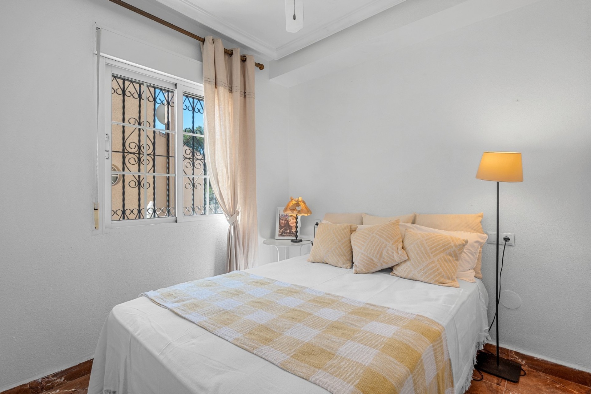 Wiederverkauf - Reihenhaus -
Villamartín - Costa Blanca