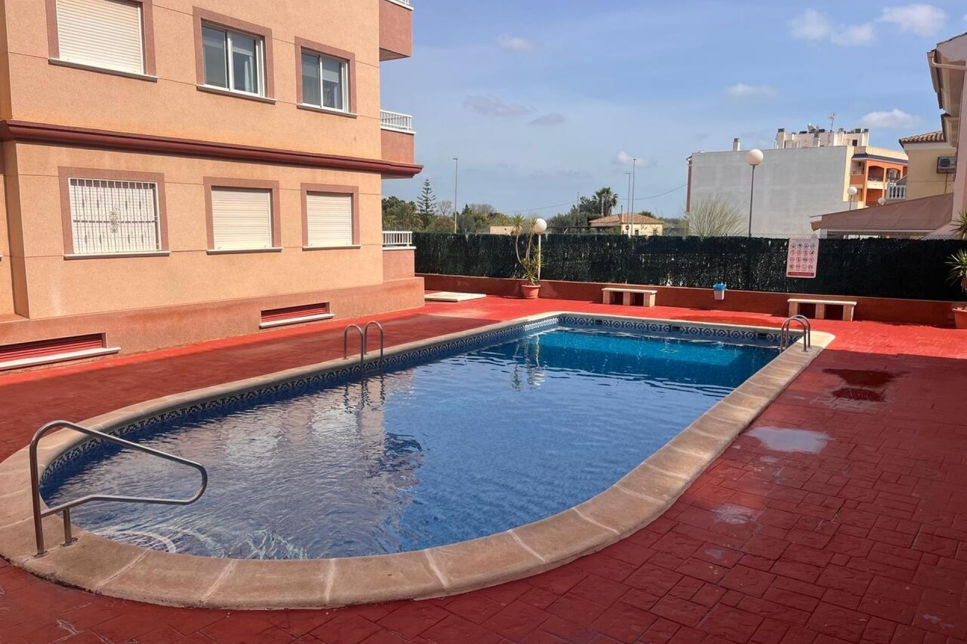 Wiederverkauf - Wohnung / Apartment -
Algorfa