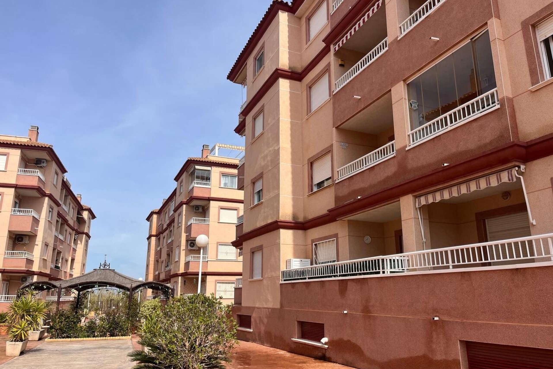 Wiederverkauf - Wohnung / Apartment -
Algorfa