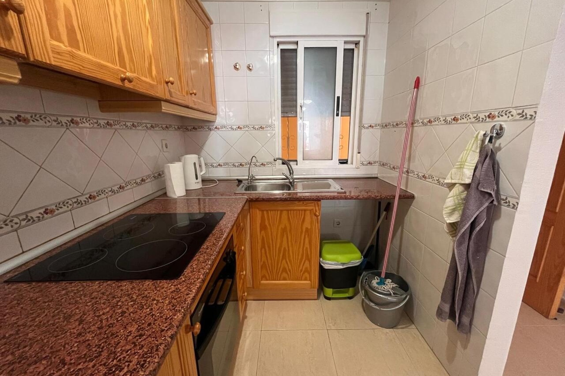 Wiederverkauf - Wohnung / Apartment -
Algorfa