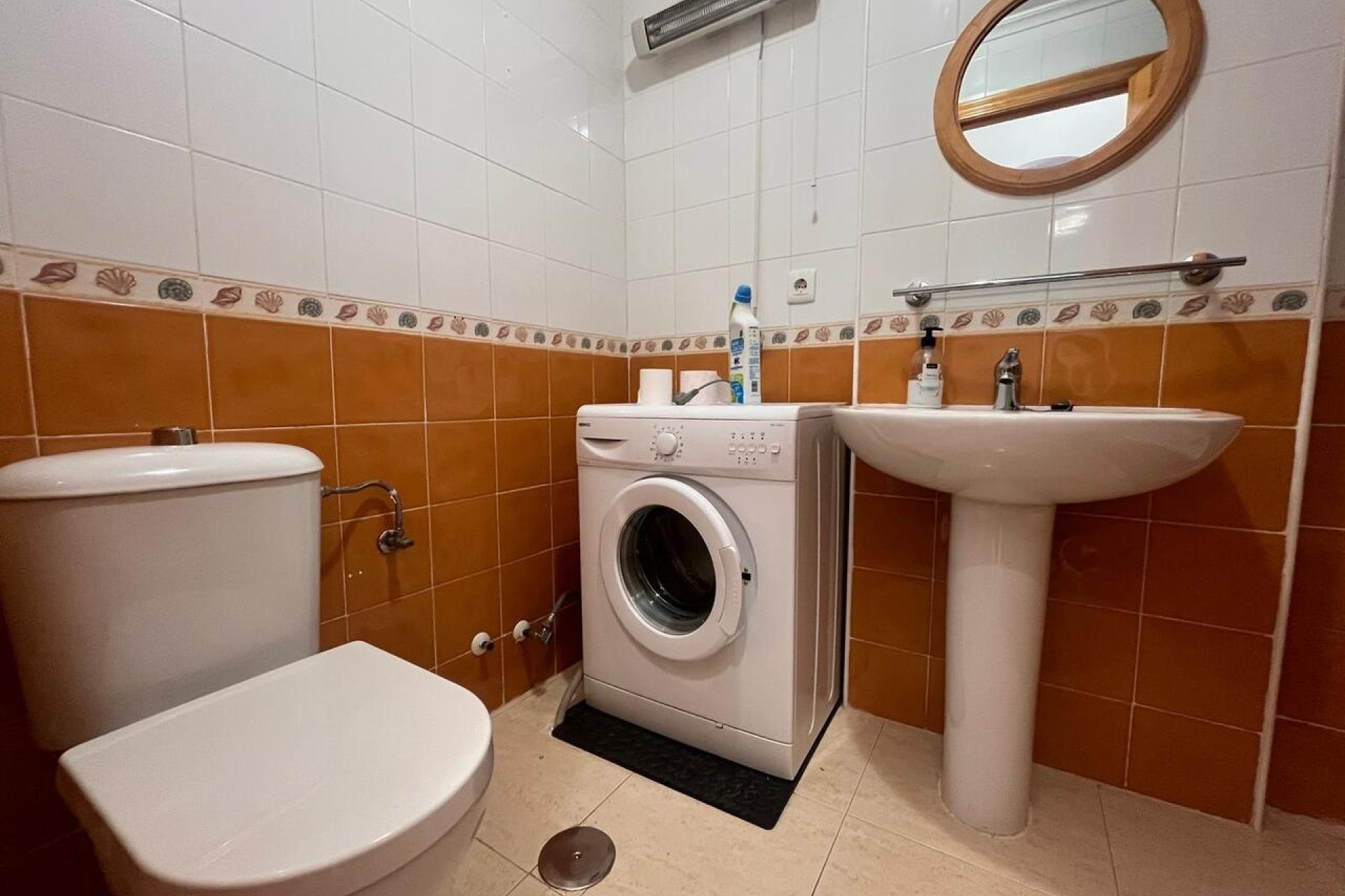 Wiederverkauf - Wohnung / Apartment -
Algorfa
