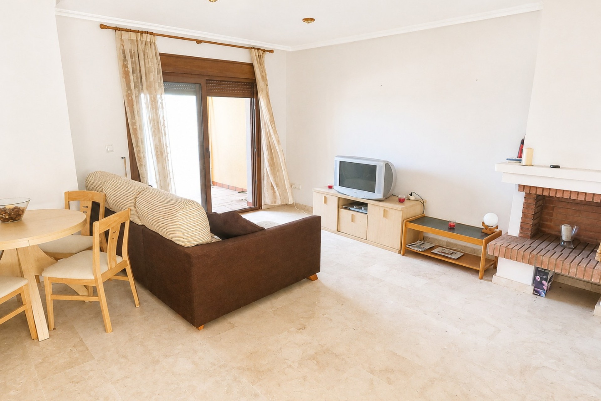 Wiederverkauf - Wohnung / Apartment -
Algorfa