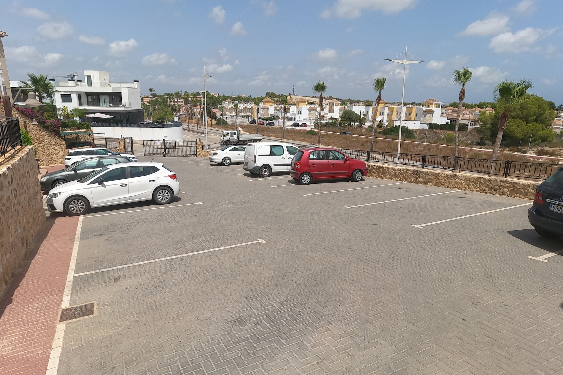 Wiederverkauf - Wohnung / Apartment -
Algorfa