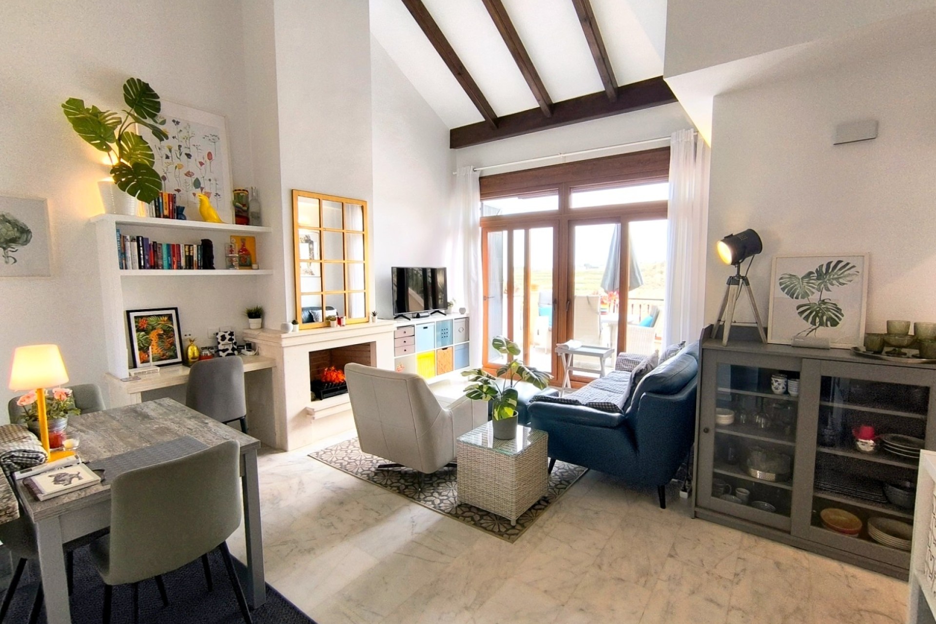 Wiederverkauf - Wohnung / Apartment -
Algorfa