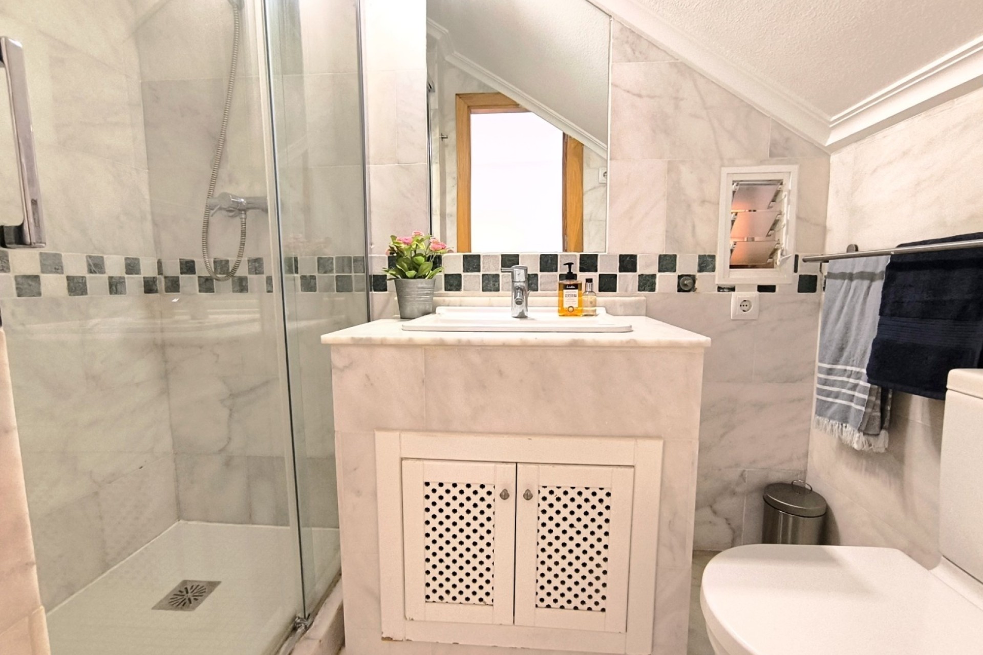 Wiederverkauf - Wohnung / Apartment -
Algorfa