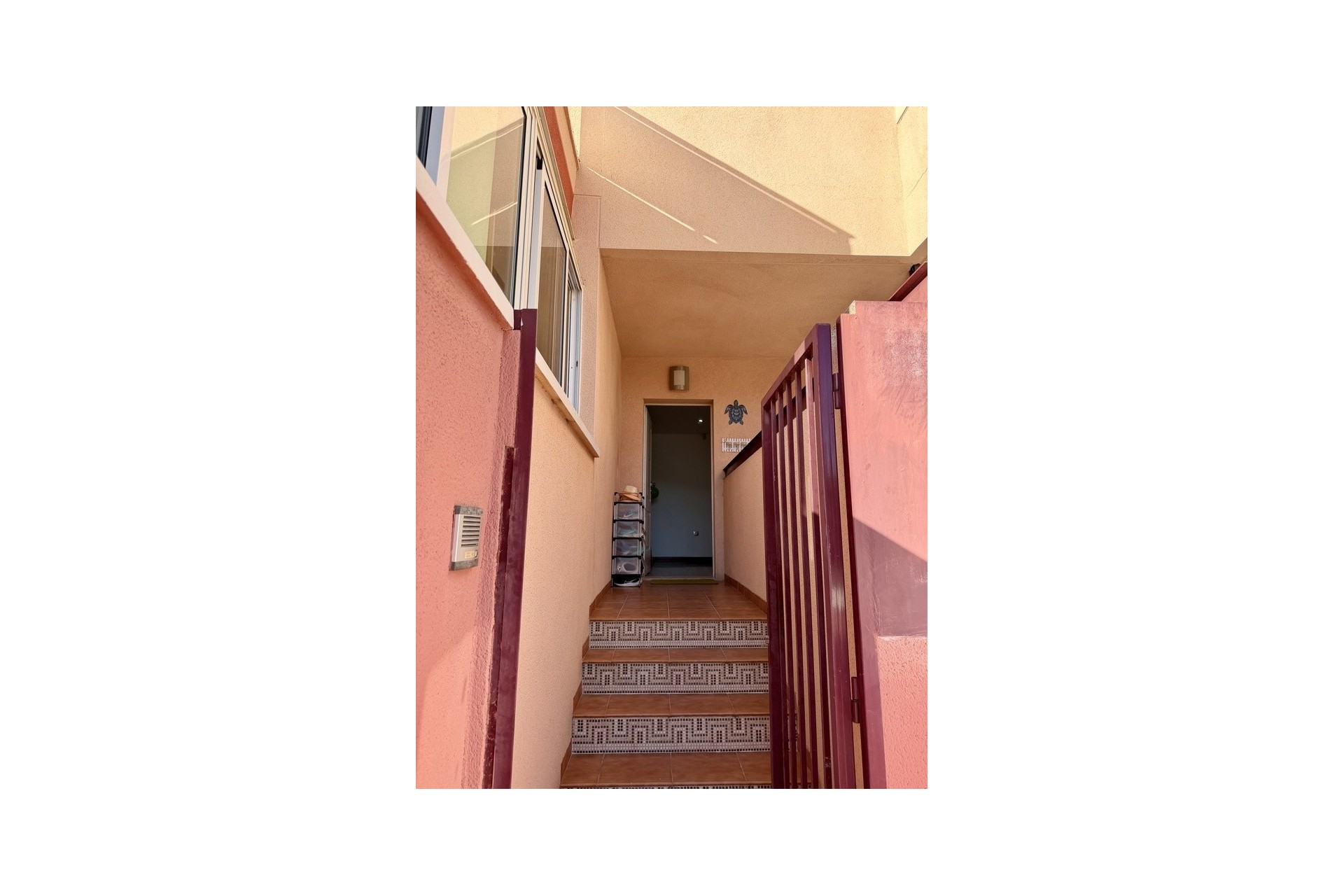 Wiederverkauf - Wohnung / Apartment -
Benferri - Inland
