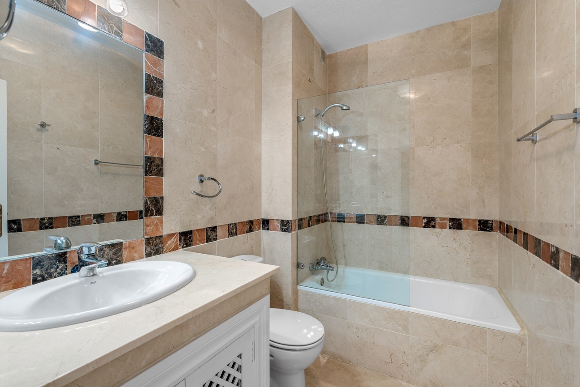 Wiederverkauf - Wohnung / Apartment -
Dehesa de Campoamor - Campoamor
