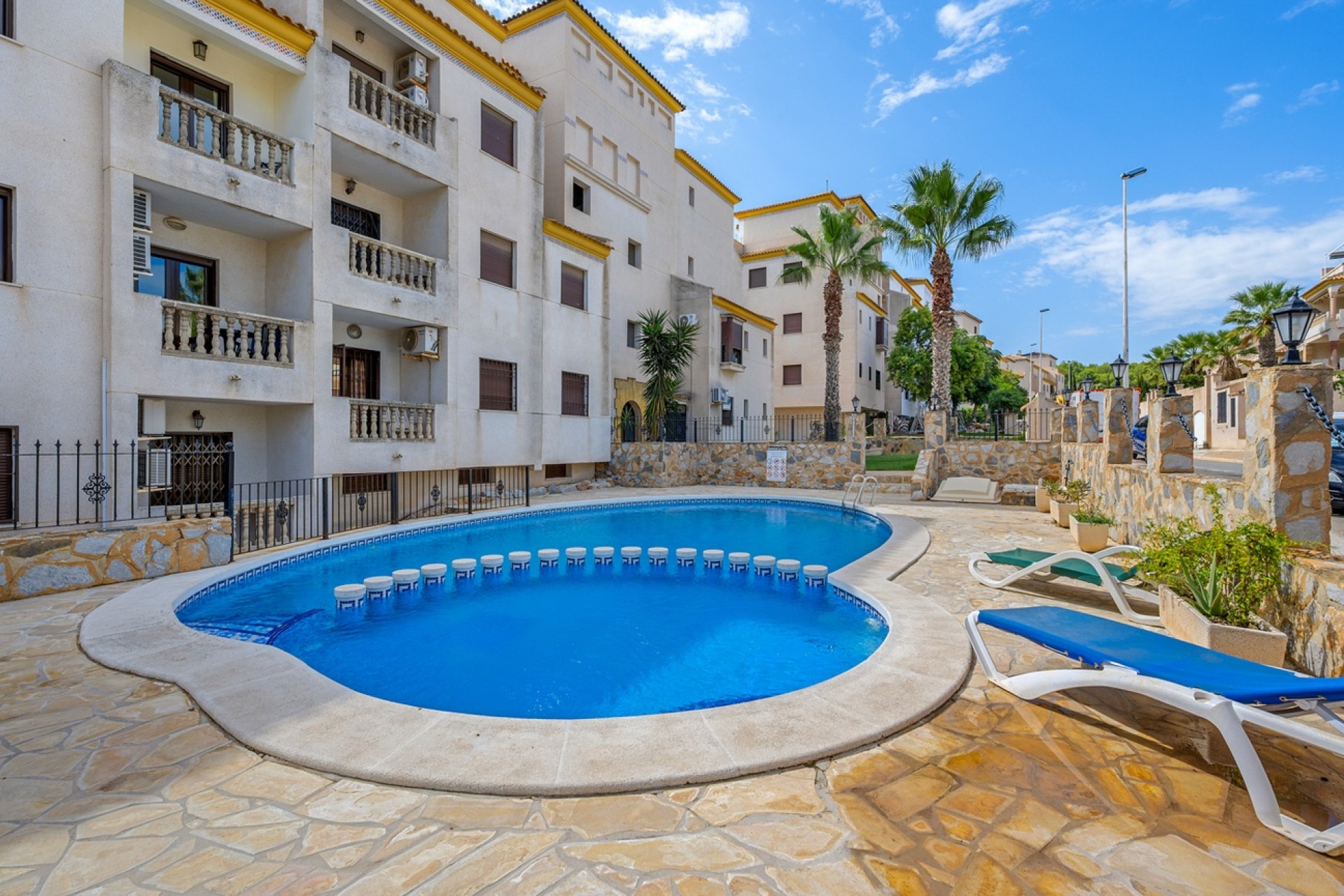 Wiederverkauf - Wohnung / Apartment -
Dehesa de Campoamor - Campoamor