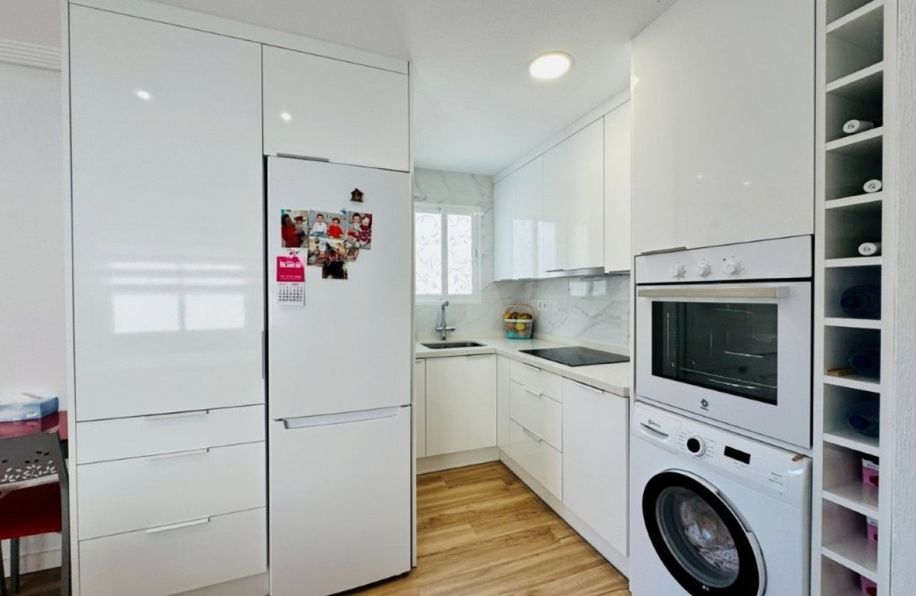 Wiederverkauf - Wohnung / Apartment -
Guardamar del Segura - Costa Blanca