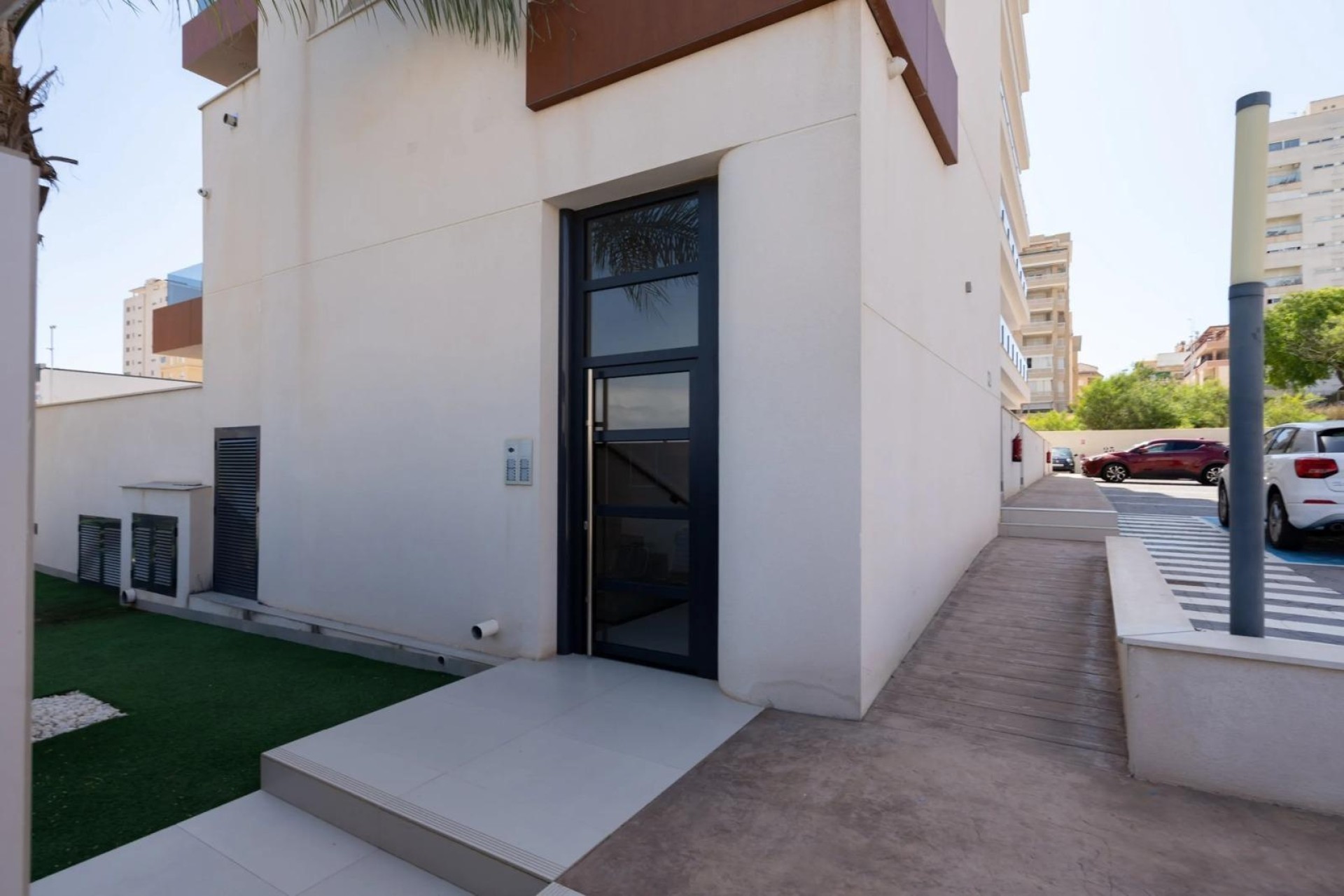 Wiederverkauf - Wohnung / Apartment -
Guardamar del Segura - puerto deportivo