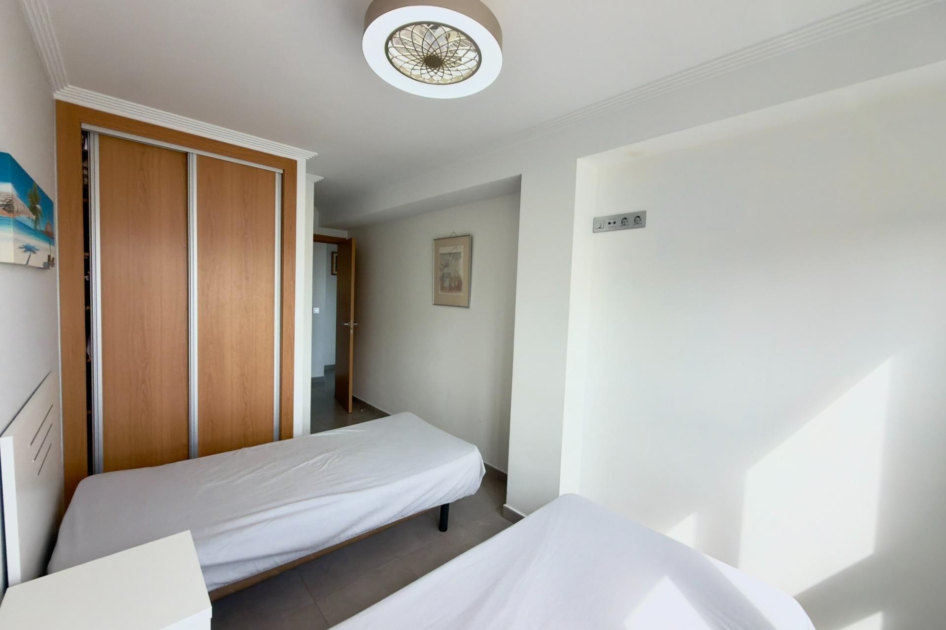 Wiederverkauf - Wohnung / Apartment -
Guardamar del Segura - Urbanizaciones