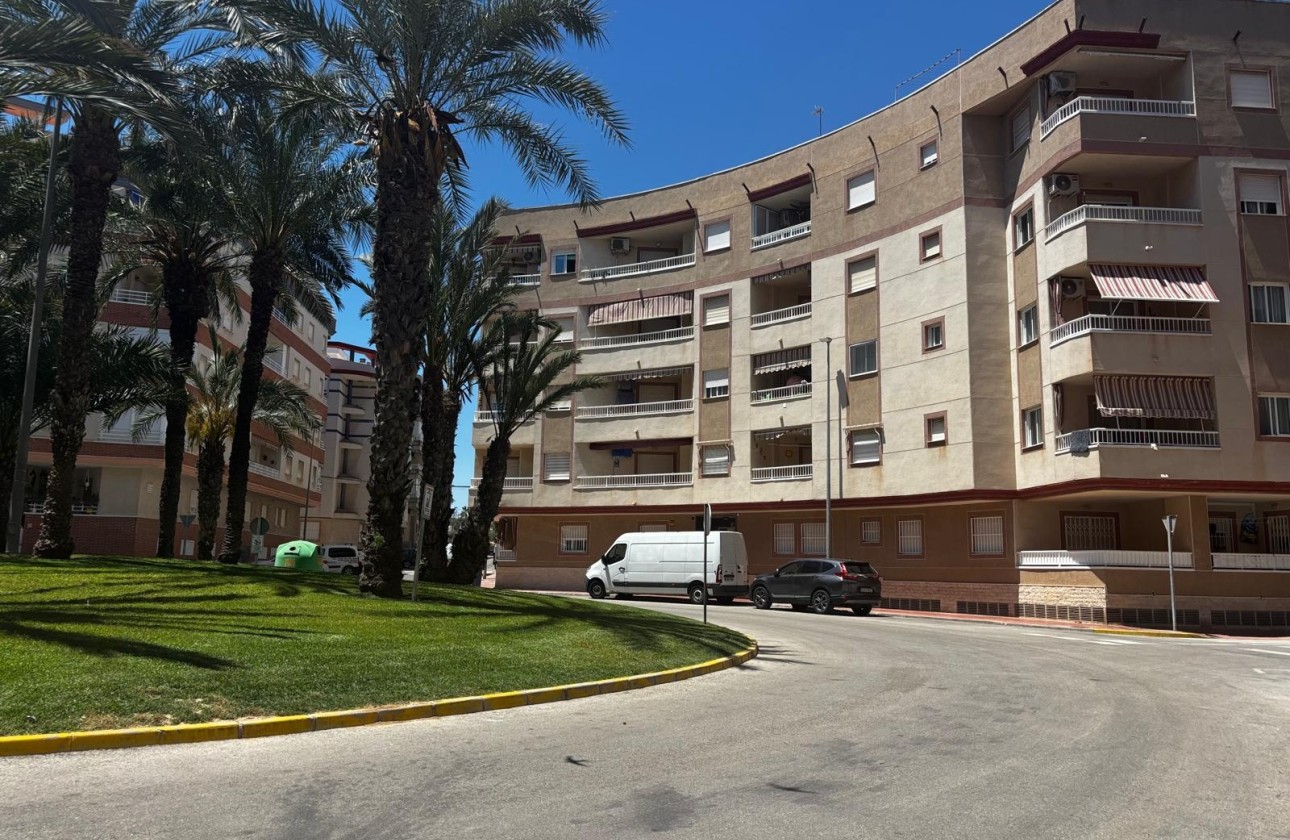 Wiederverkauf - Wohnung / Apartment -
Guardamar del Segura
