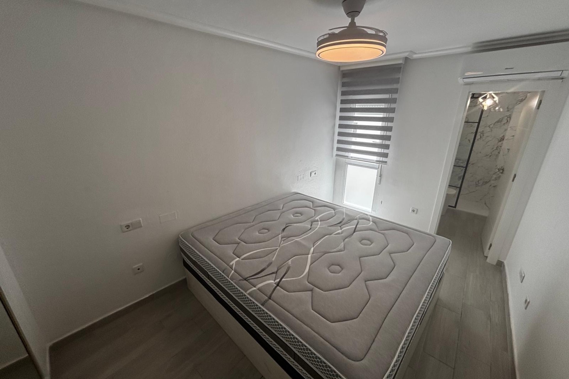 Wiederverkauf - Wohnung / Apartment -
Guardamar del Segura