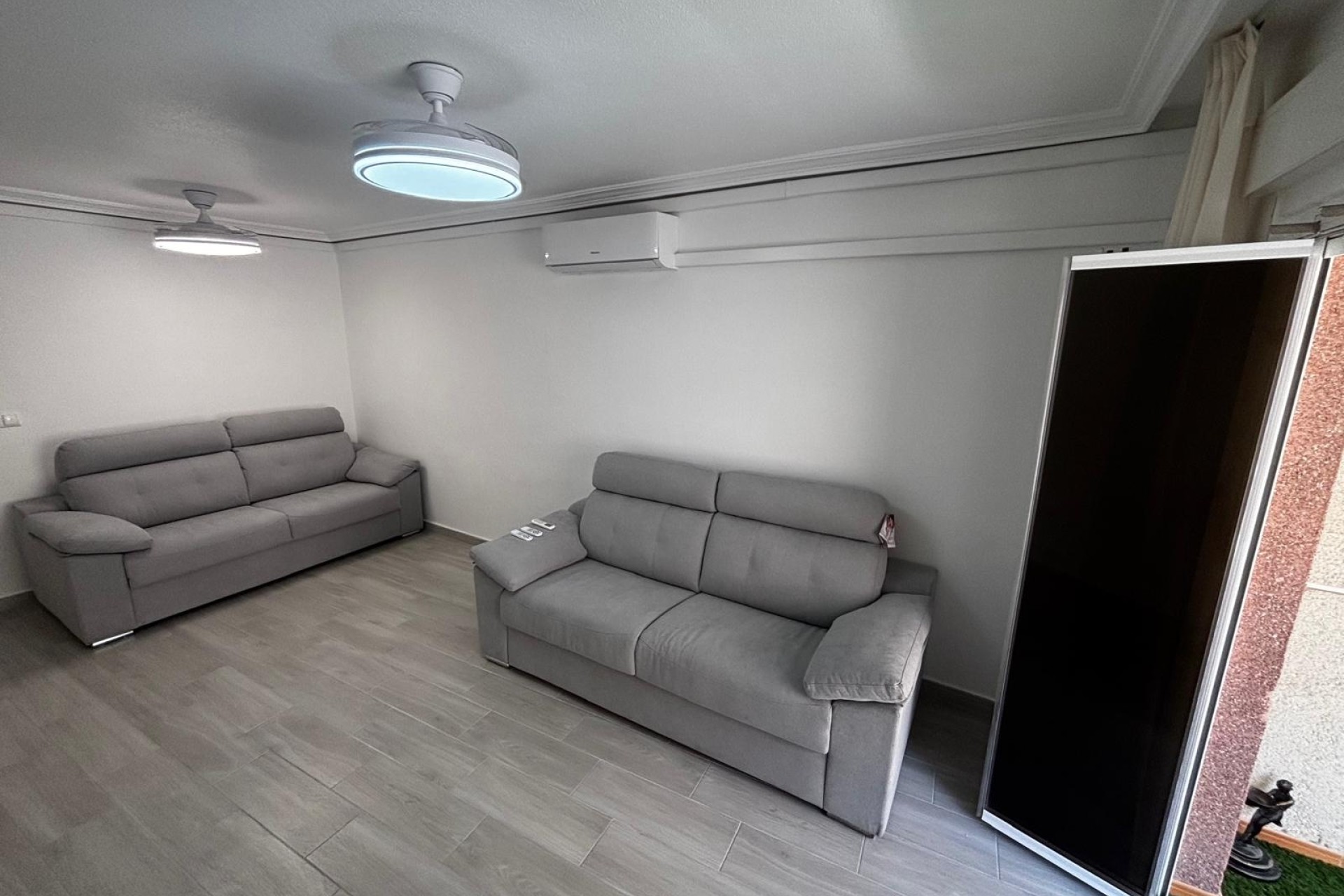 Wiederverkauf - Wohnung / Apartment -
Guardamar del Segura