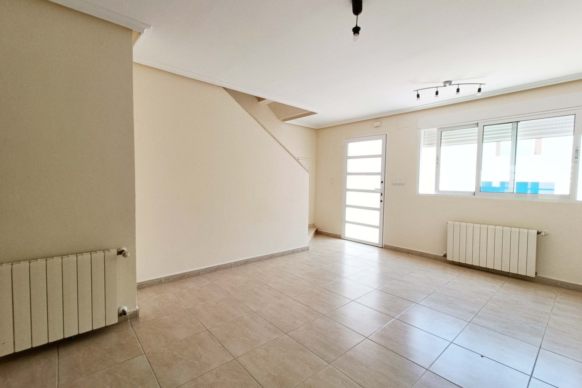 Wiederverkauf - Wohnung / Apartment -
Hondón de los Fráiles