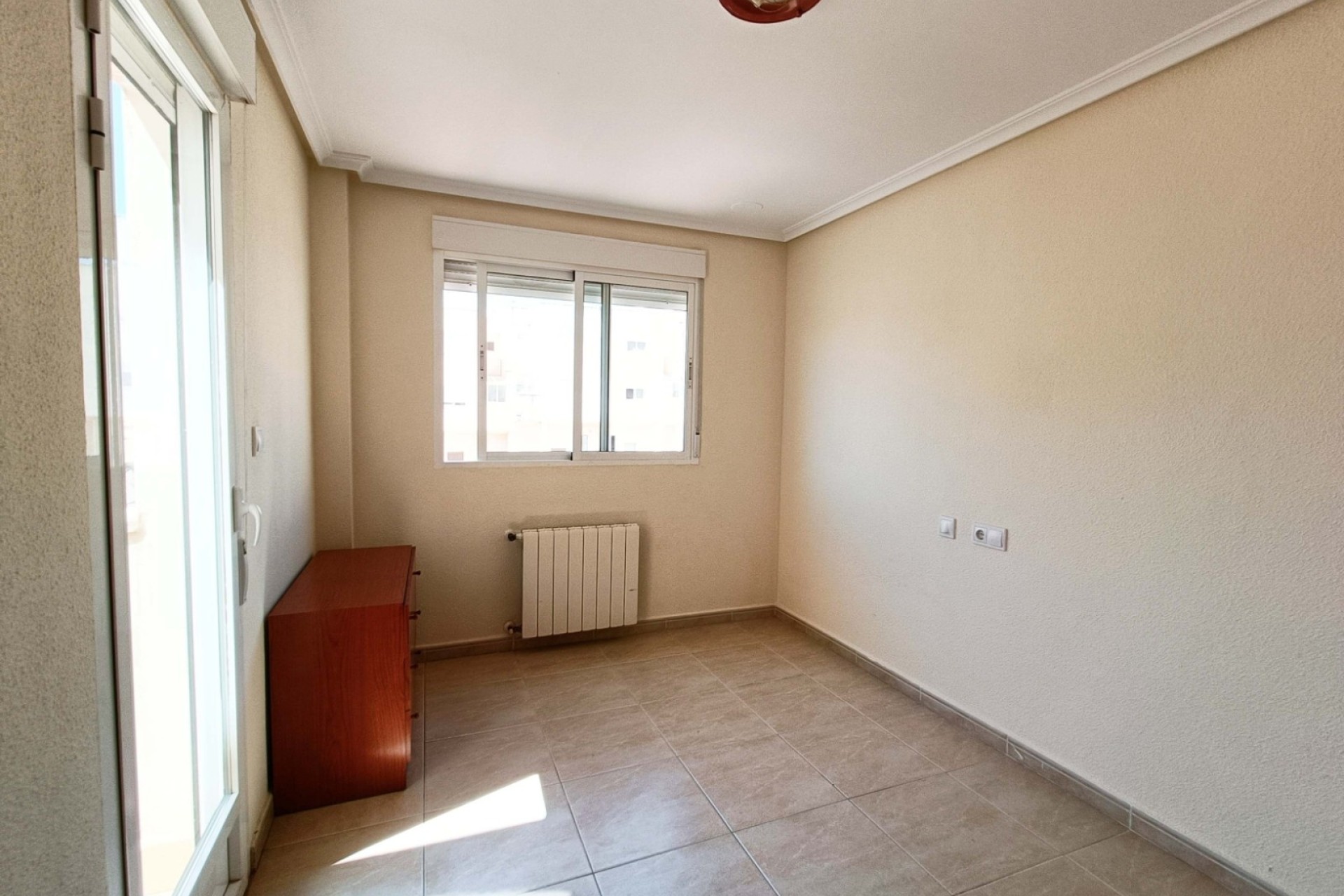 Wiederverkauf - Wohnung / Apartment -
Hondón de los Fráiles