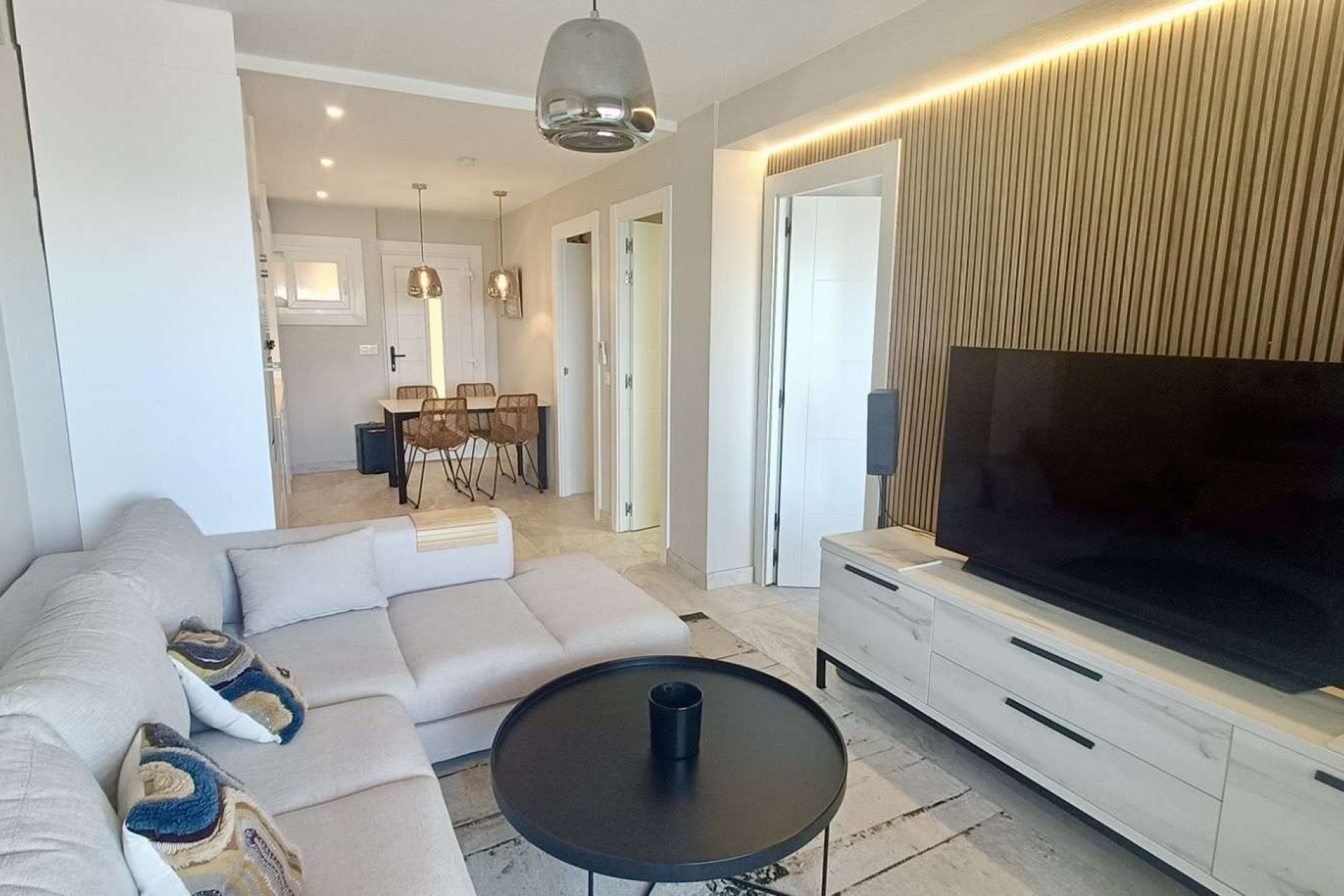 Wiederverkauf - Wohnung / Apartment -
La Mata