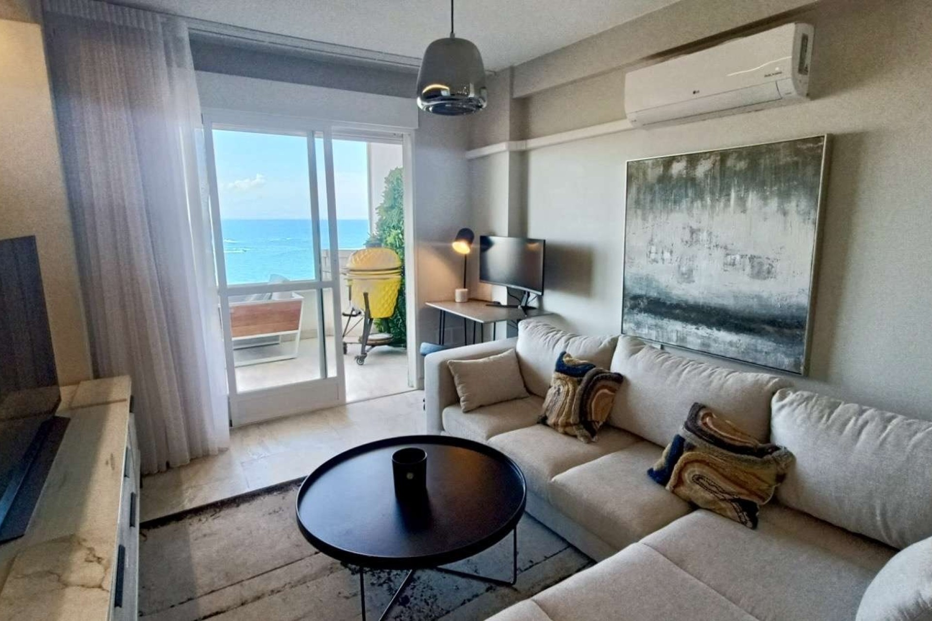Wiederverkauf - Wohnung / Apartment -
La Mata