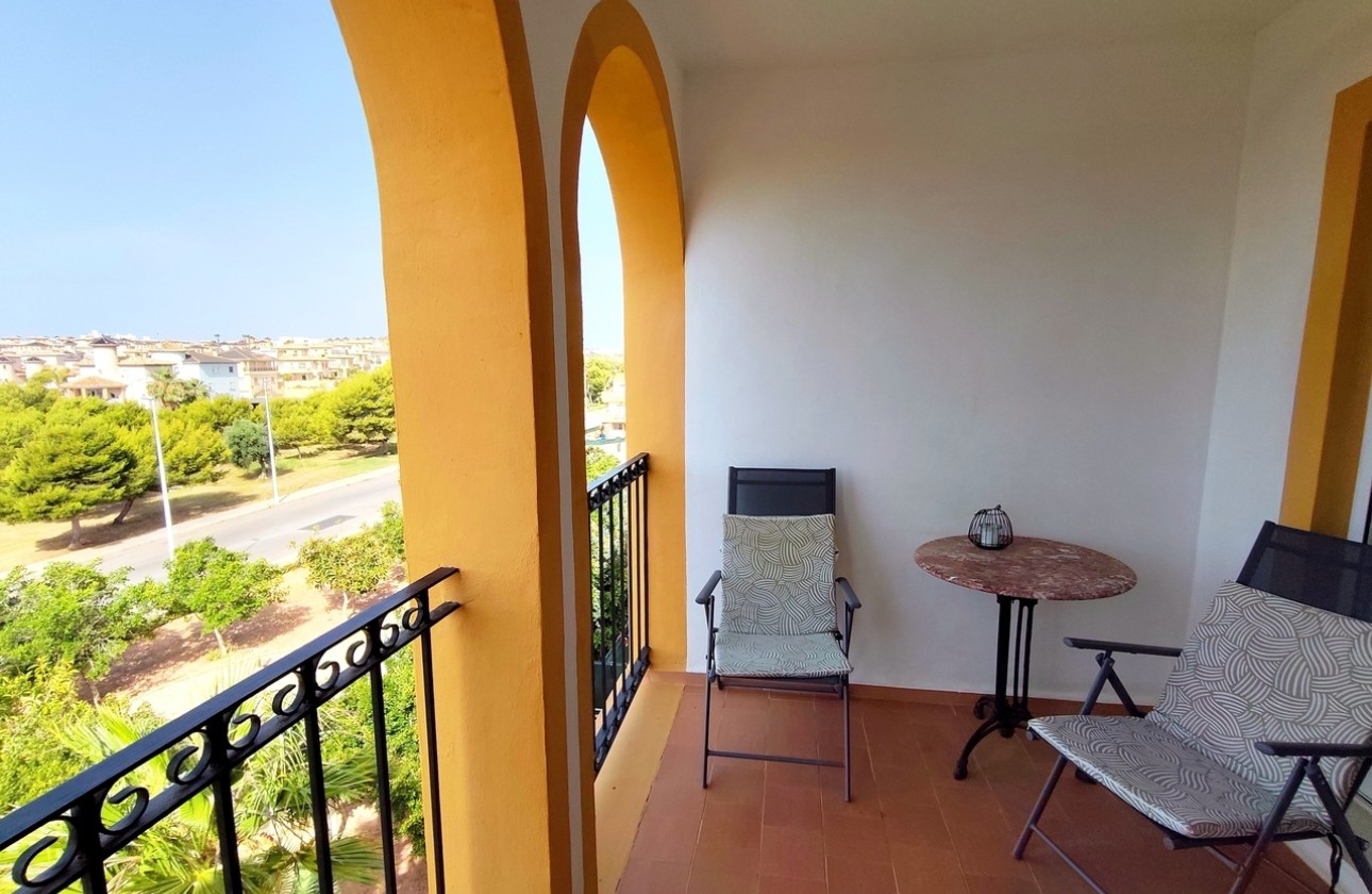Wiederverkauf - Wohnung / Apartment -
La Zenia