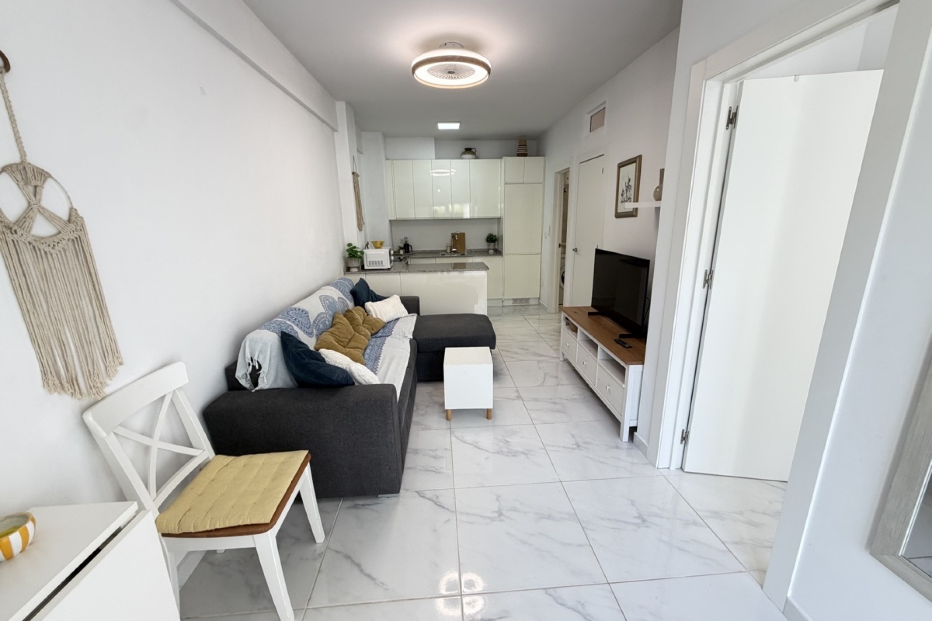 Wiederverkauf - Wohnung / Apartment -
La Zenia