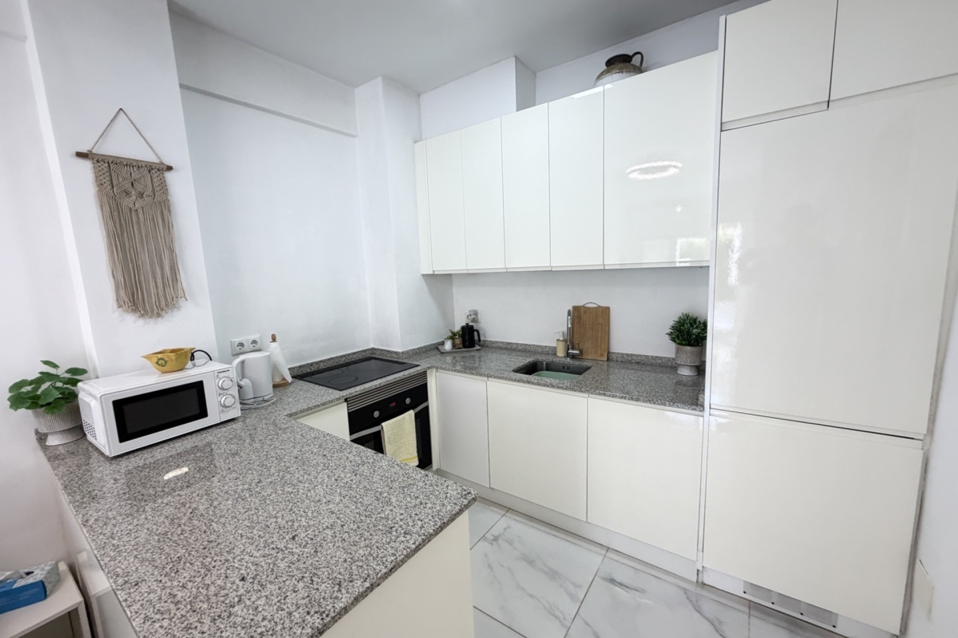 Wiederverkauf - Wohnung / Apartment -
La Zenia