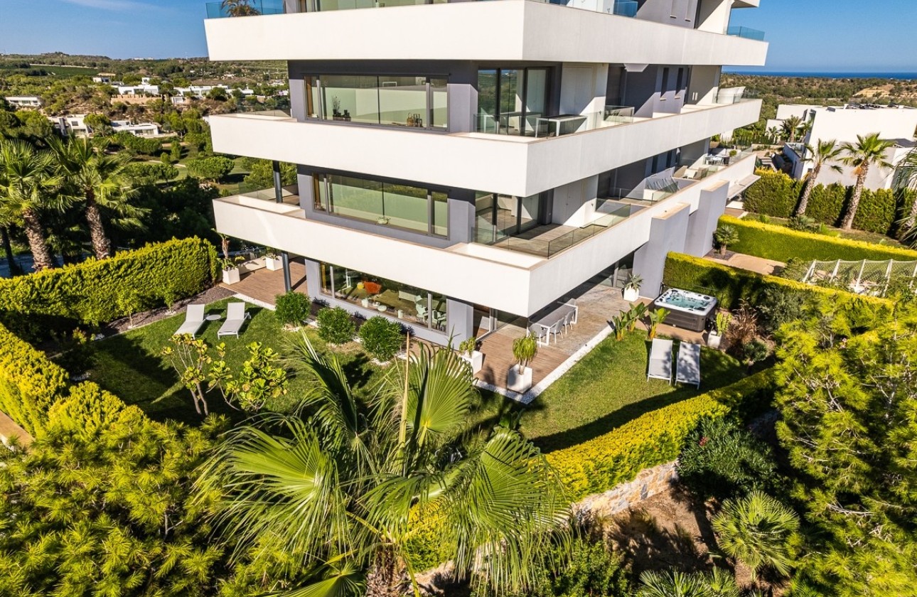 Wiederverkauf - Wohnung / Apartment -
Las Colinas Golf Resort - Las Colinas Golf