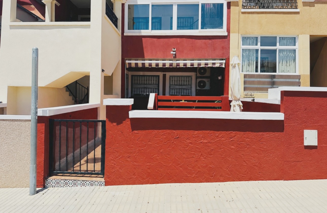 Wiederverkauf - Wohnung / Apartment -
Los Altos - Dream Hills - Dream Hills 2