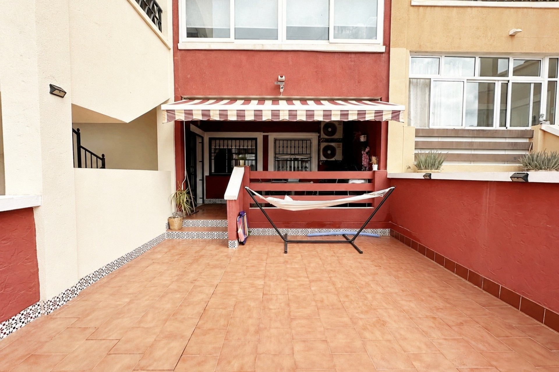 Wiederverkauf - Wohnung / Apartment -
Los Altos - Dream Hills - Dream Hills 2