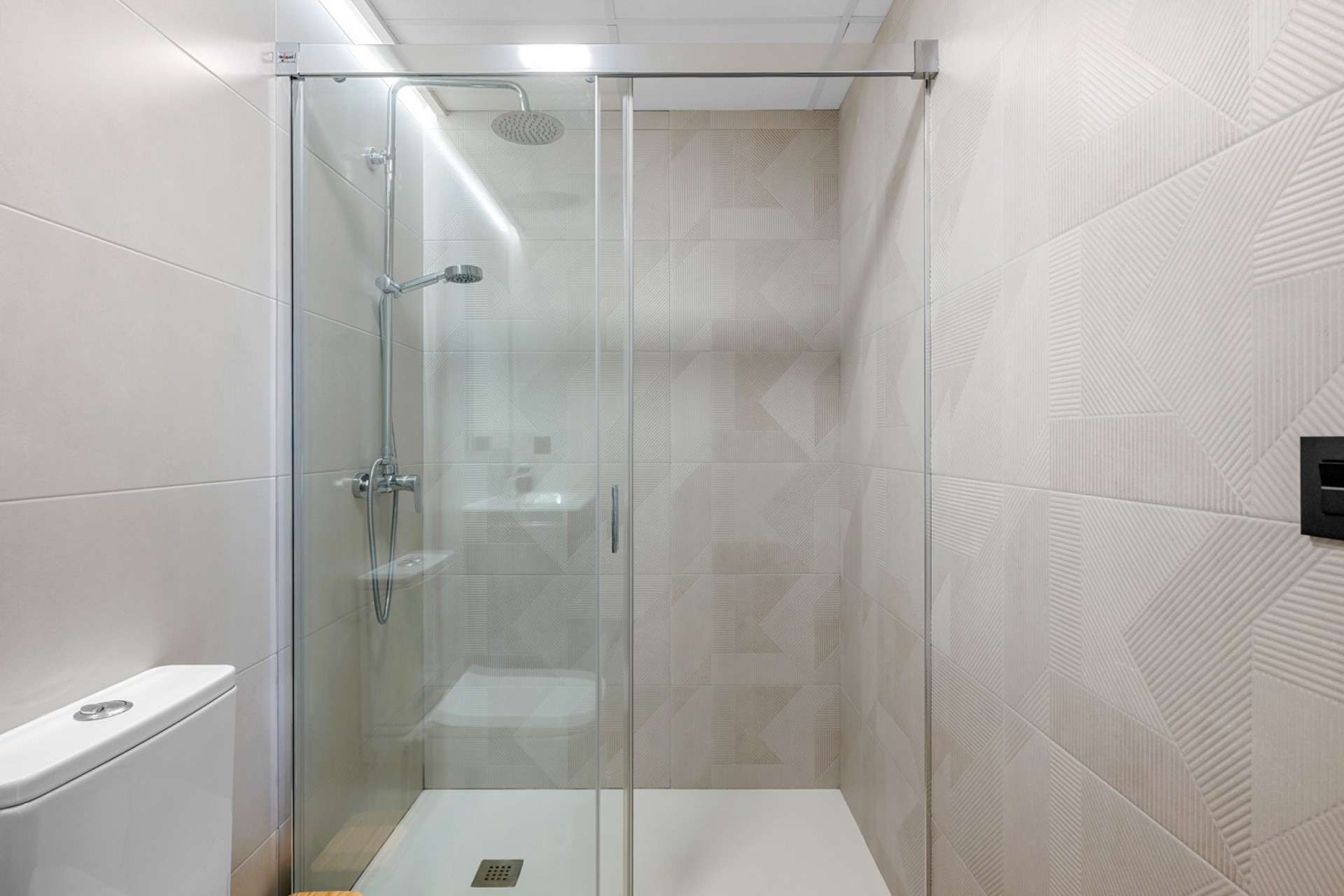 Wiederverkauf - Wohnung / Apartment -
Los Altos