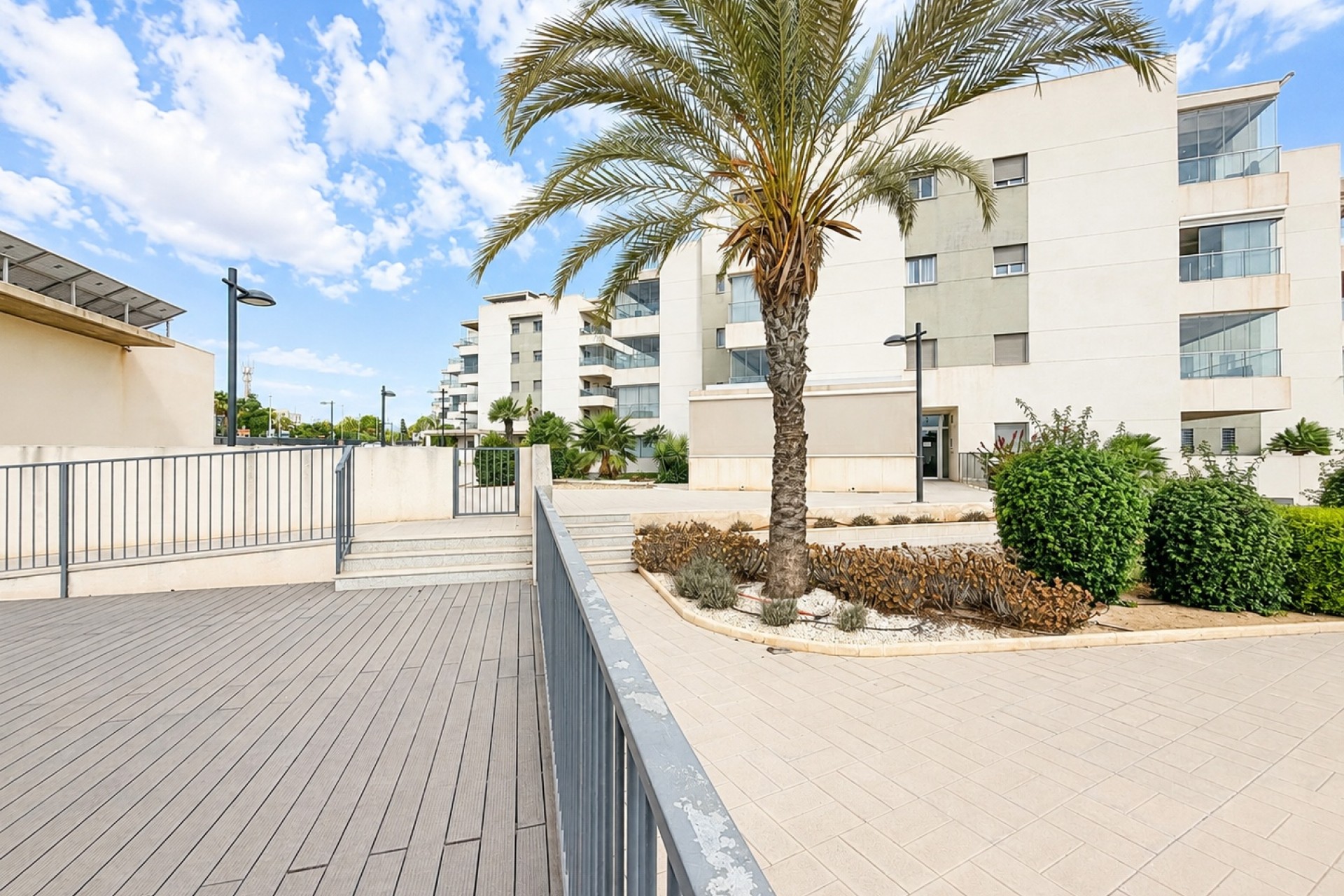 Wiederverkauf - Wohnung / Apartment -
Los Dolses