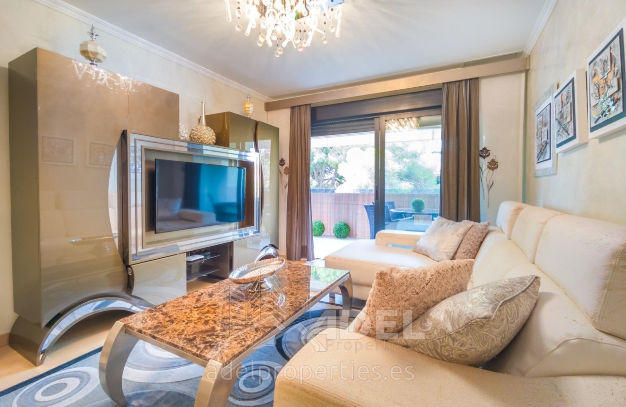 Wiederverkauf - Wohnung / Apartment -
Orihuela Costa - Altos de Campoamor