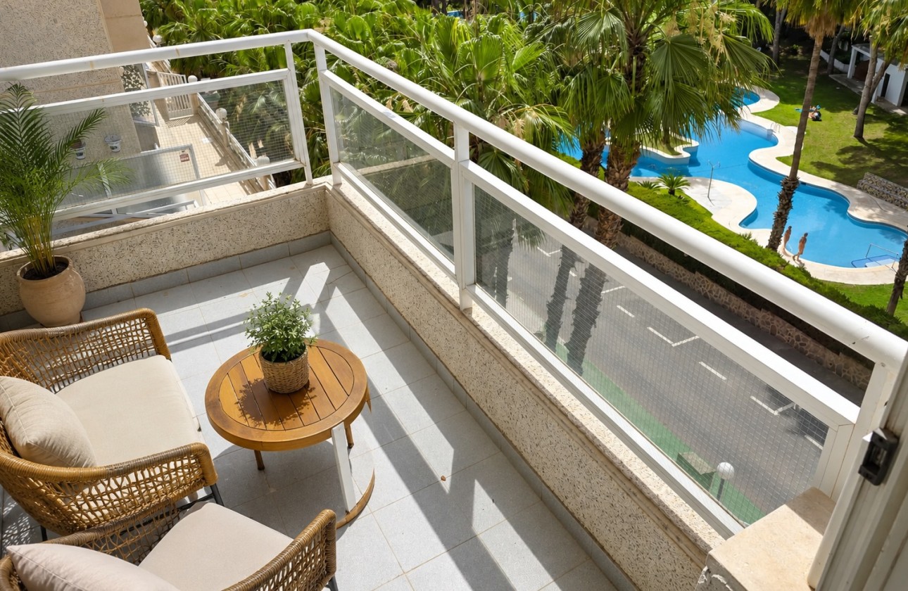 Wiederverkauf - Wohnung / Apartment -
Orihuela Costa - Campoamor