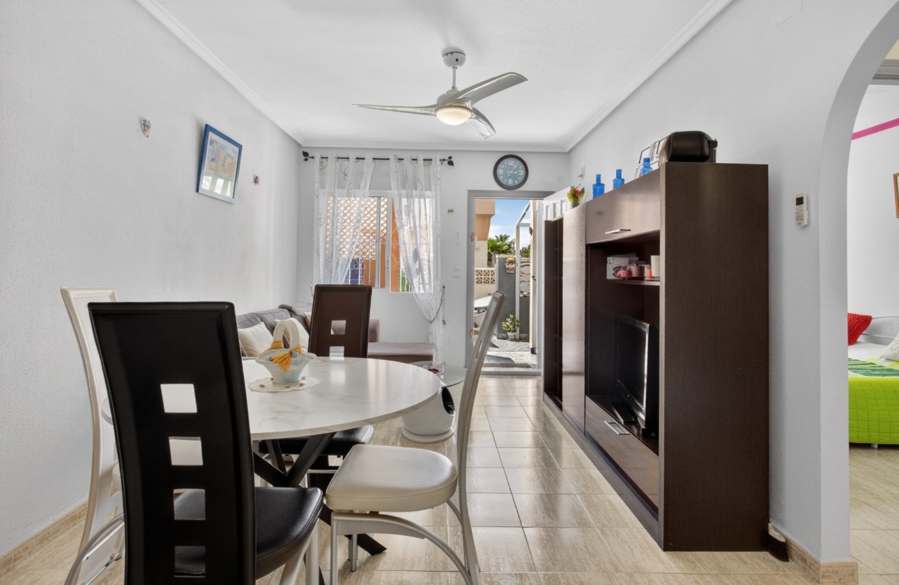 Wiederverkauf - Wohnung / Apartment -
Orihuela Costa - Costa Blanca