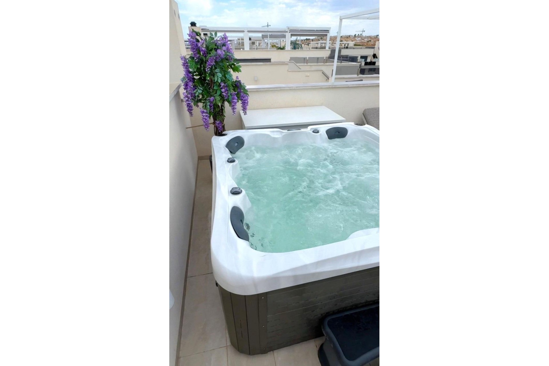 Wiederverkauf - Wohnung / Apartment -
Orihuela Costa - Los Almendros-la Florida
