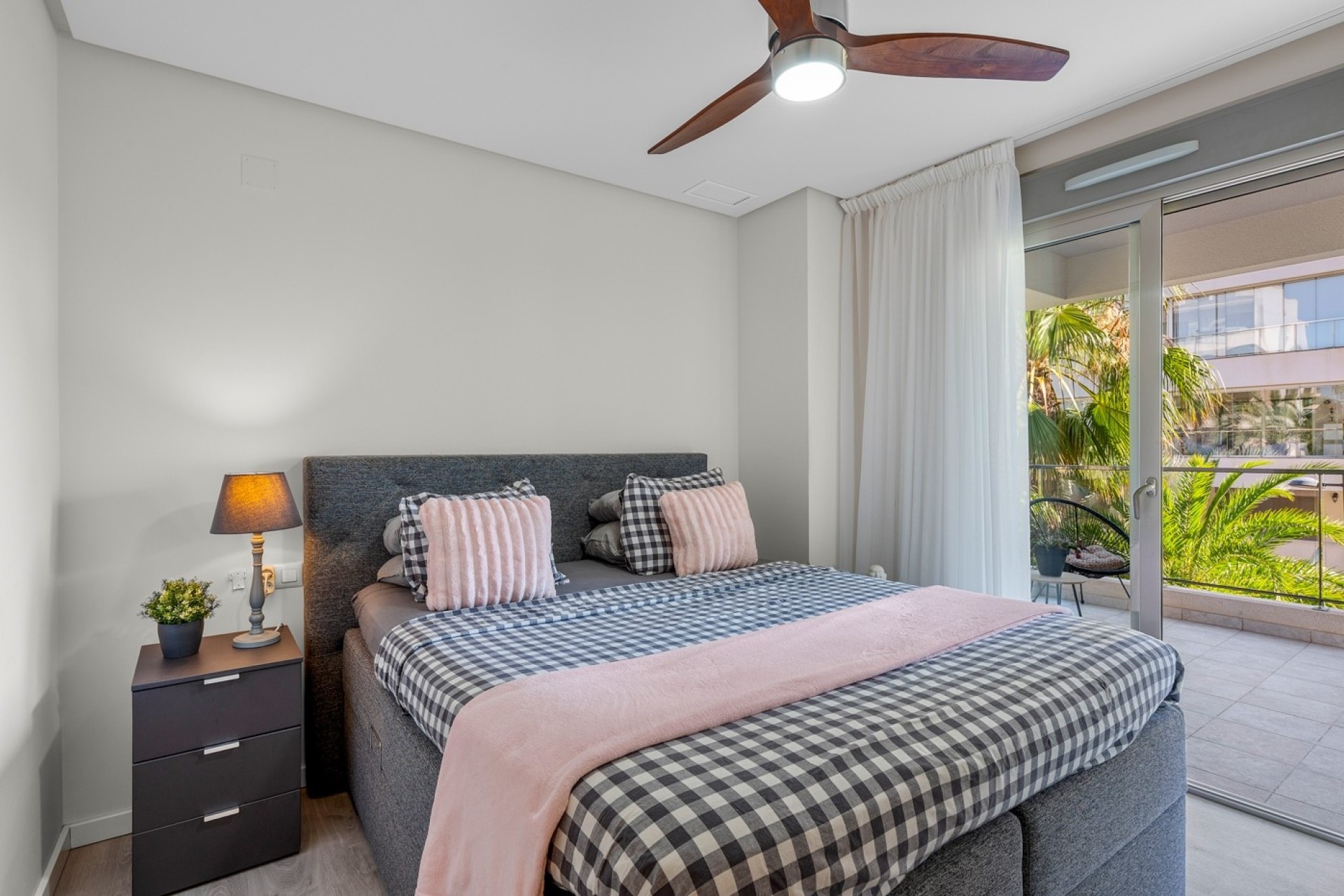 Wiederverkauf - Wohnung / Apartment -
Orihuela Costa - Los Dolses