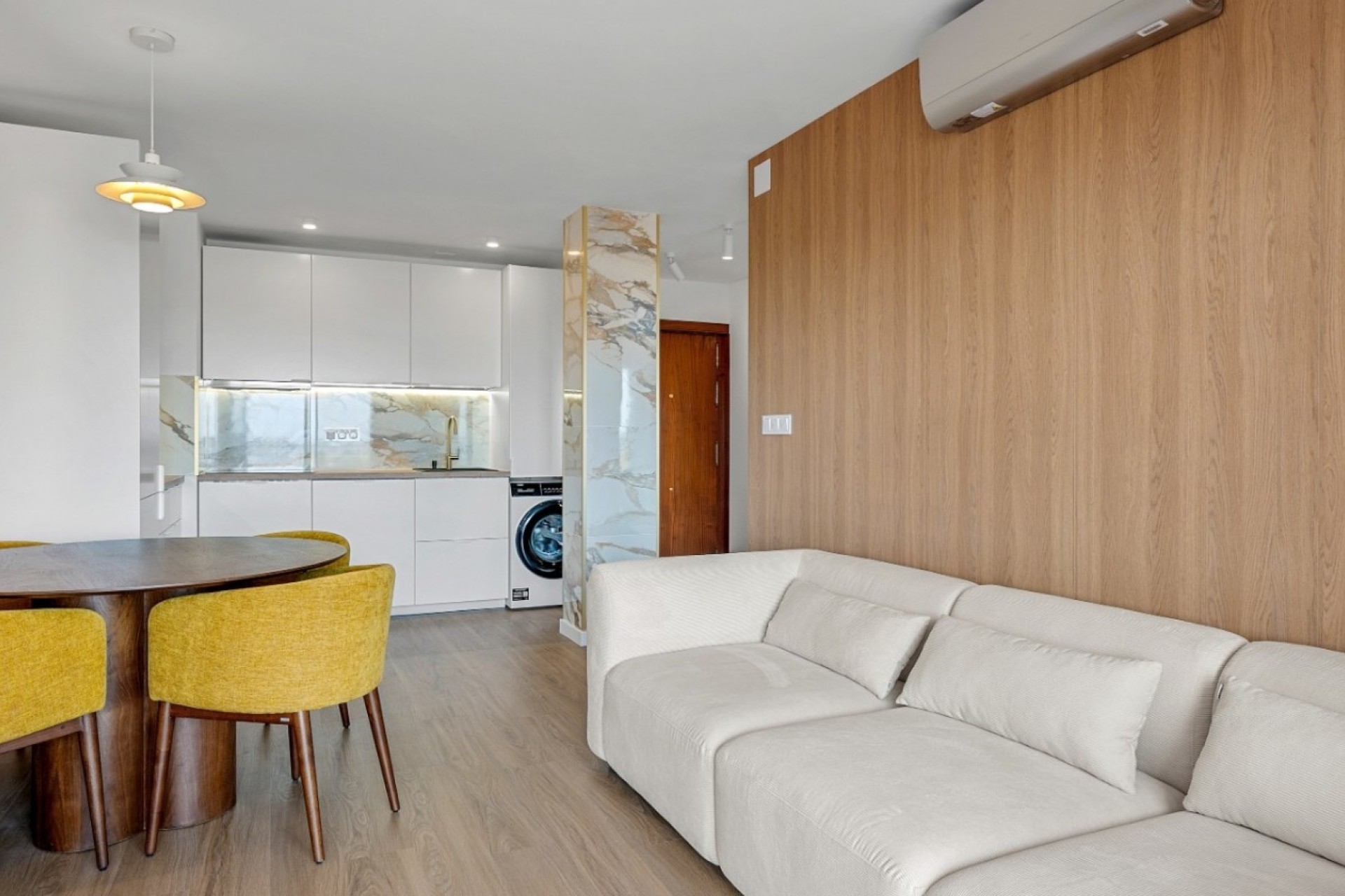 Wiederverkauf - Wohnung / Apartment -
Orihuela Costa - Punta Prima