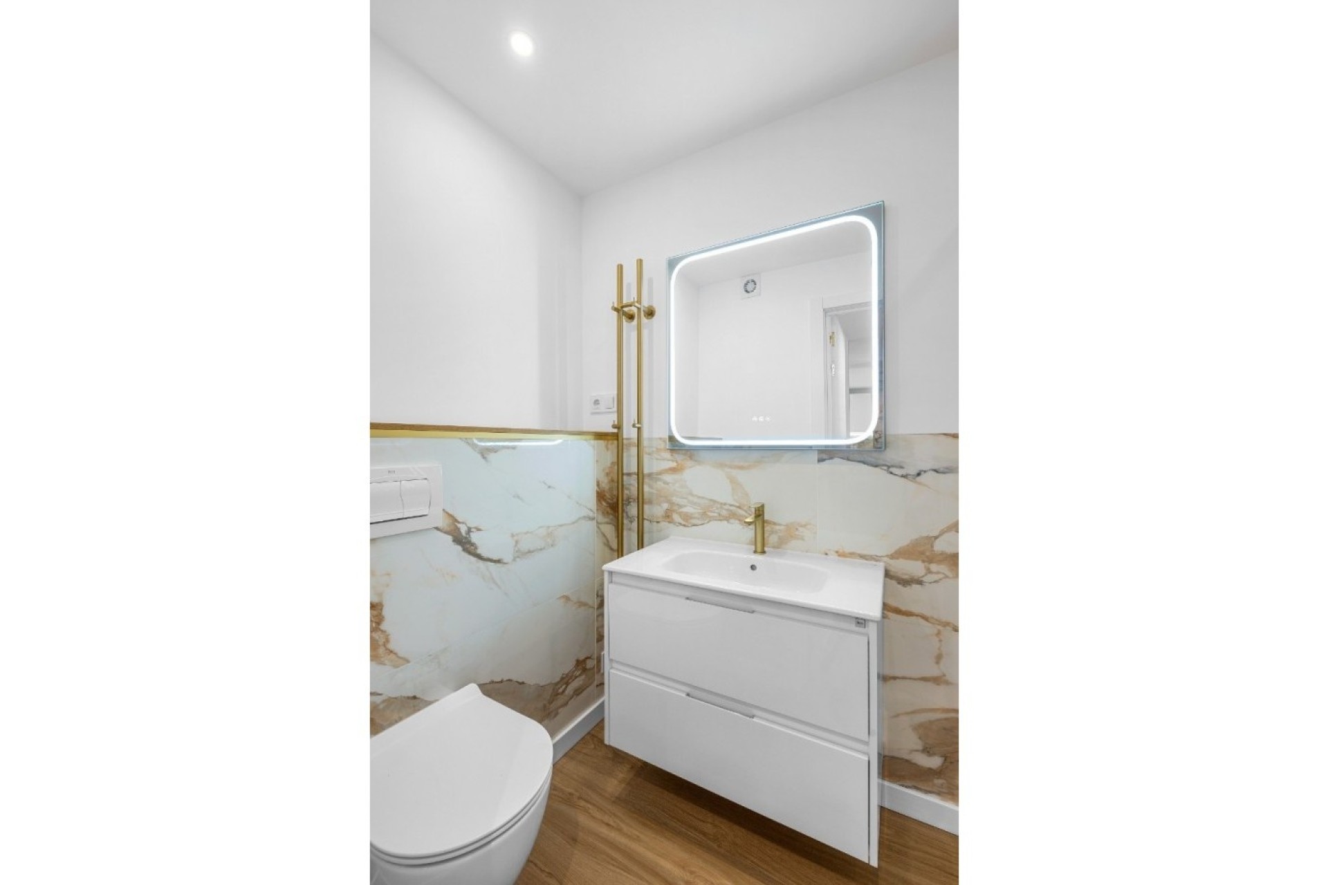 Wiederverkauf - Wohnung / Apartment -
Orihuela Costa - Punta Prima
