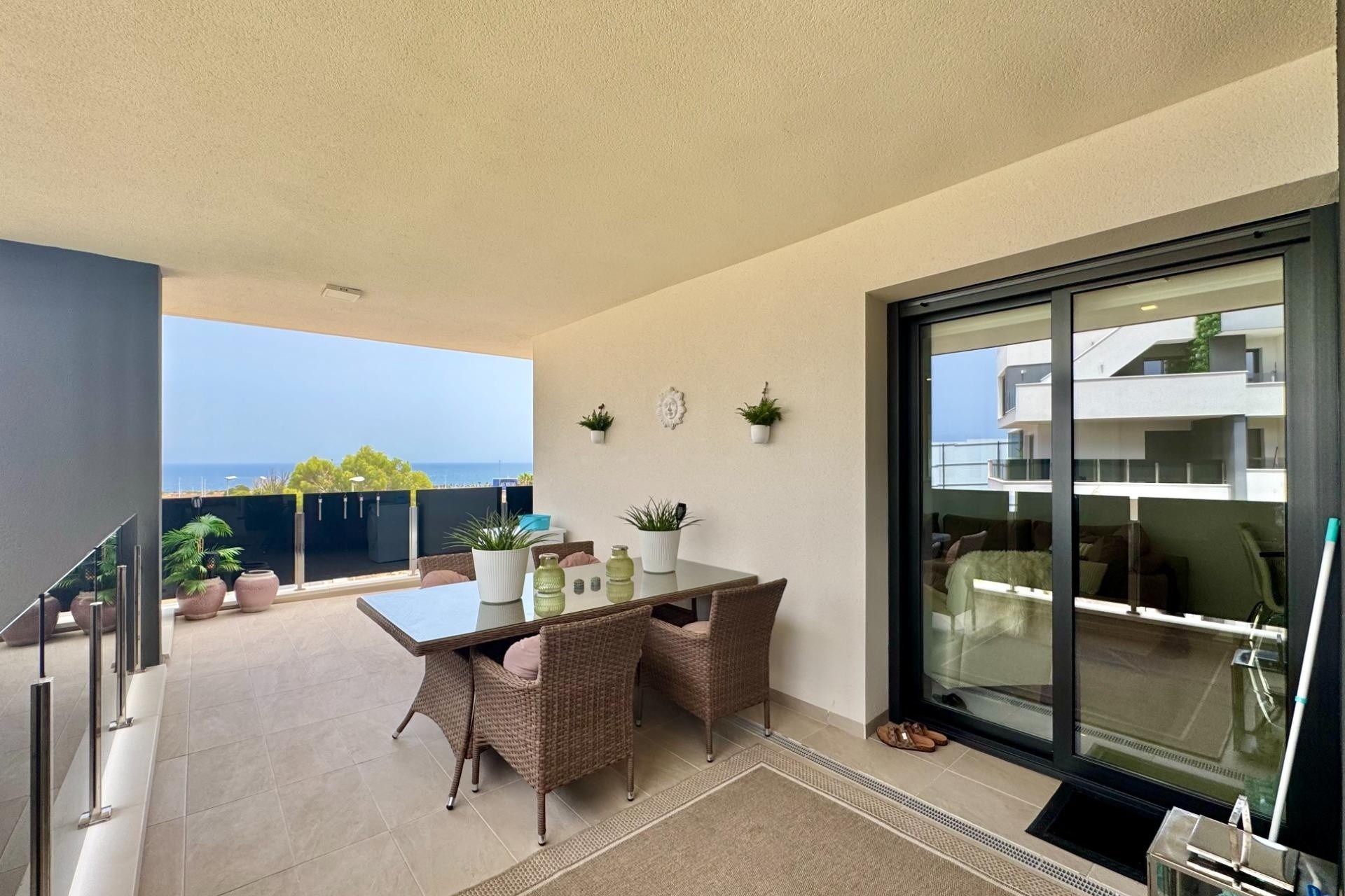 Wiederverkauf - Wohnung / Apartment -
Orihuela Costa - Punta Prima