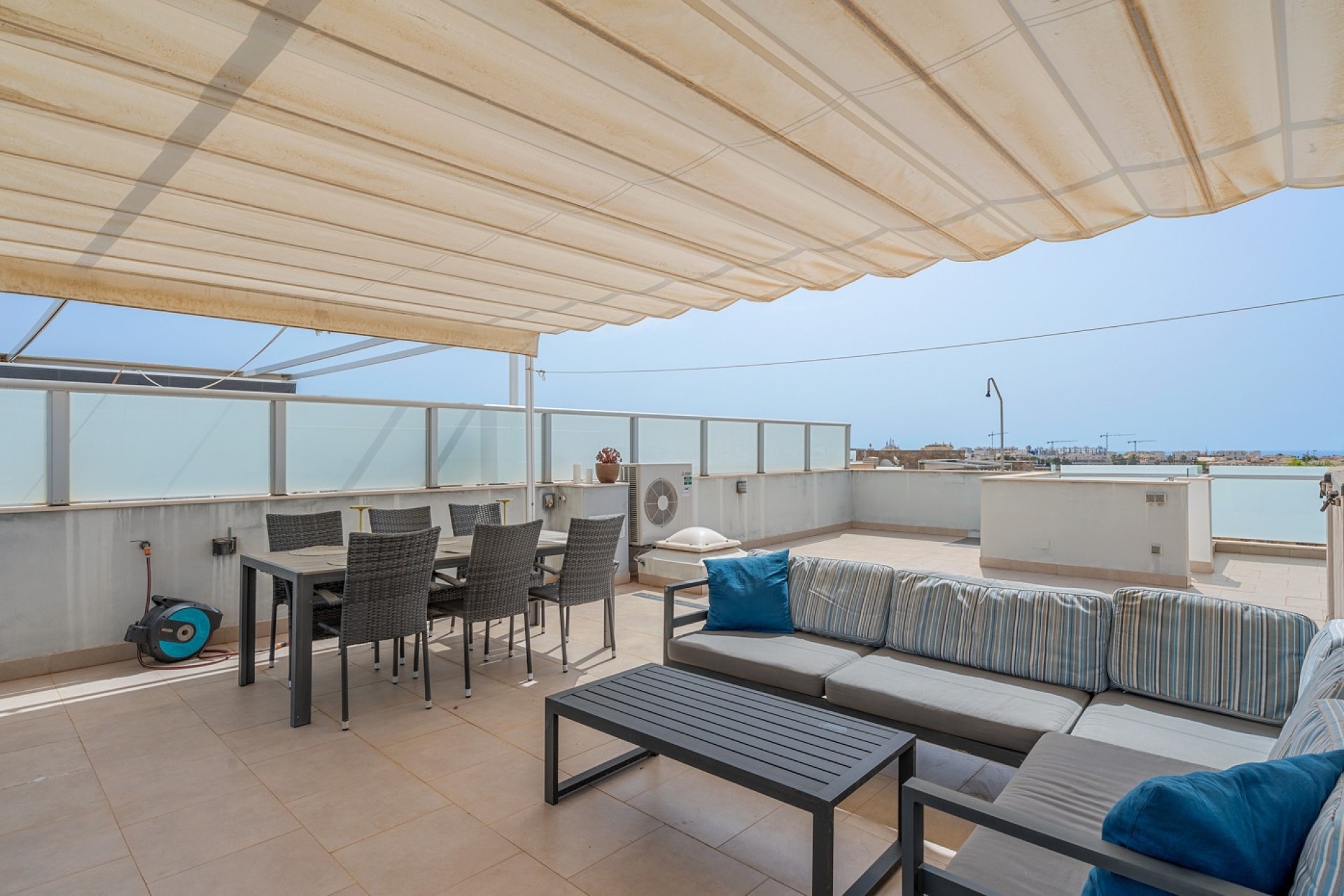 Wiederverkauf - Wohnung / Apartment -
Orihuela Costa - Punta Prima