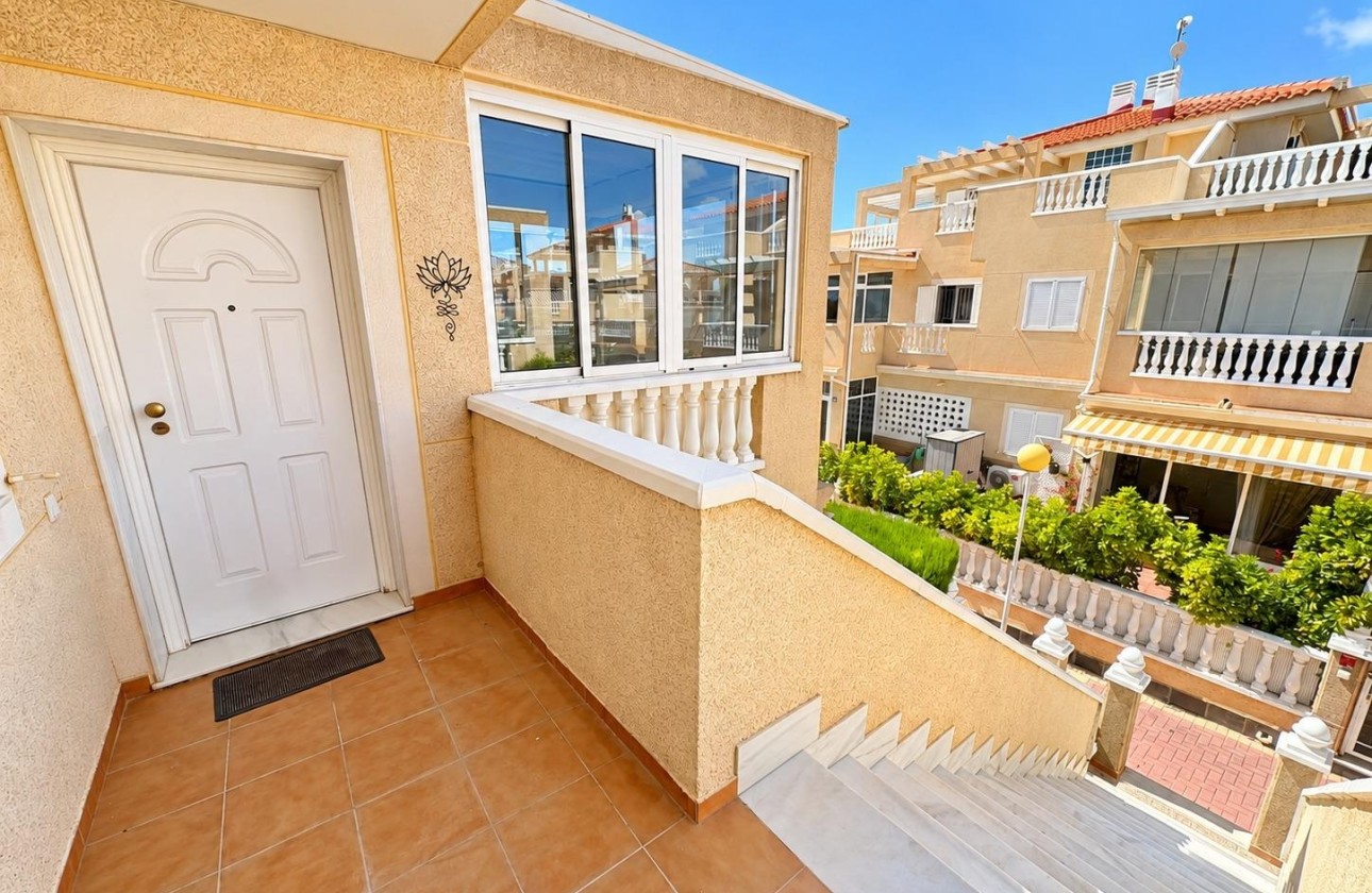 Wiederverkauf - Wohnung / Apartment -
Orihuela Costa - Punta Prima