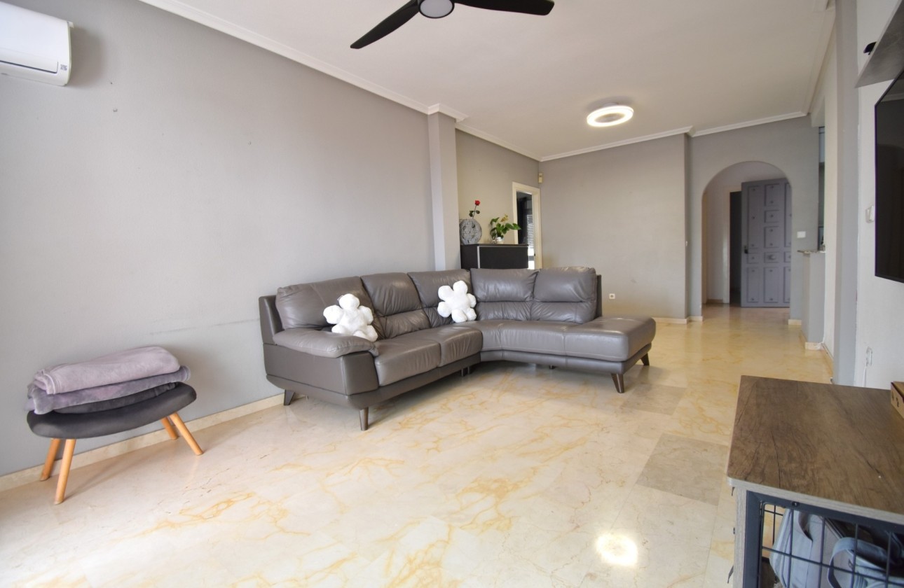 Wiederverkauf - Wohnung / Apartment -
Orihuela Costa - Villamartin