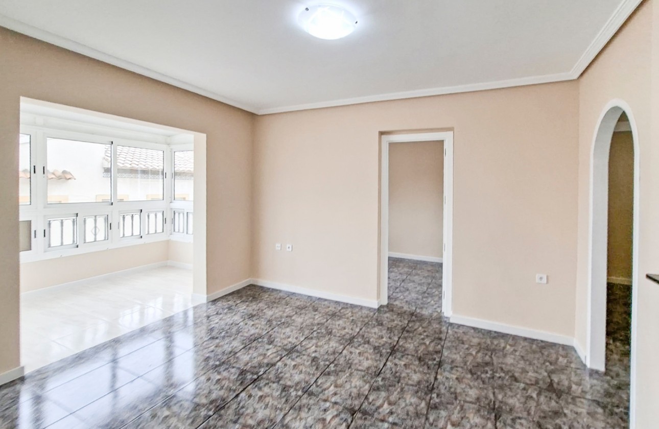 Wiederverkauf - Wohnung / Apartment -
Orihuela Costa