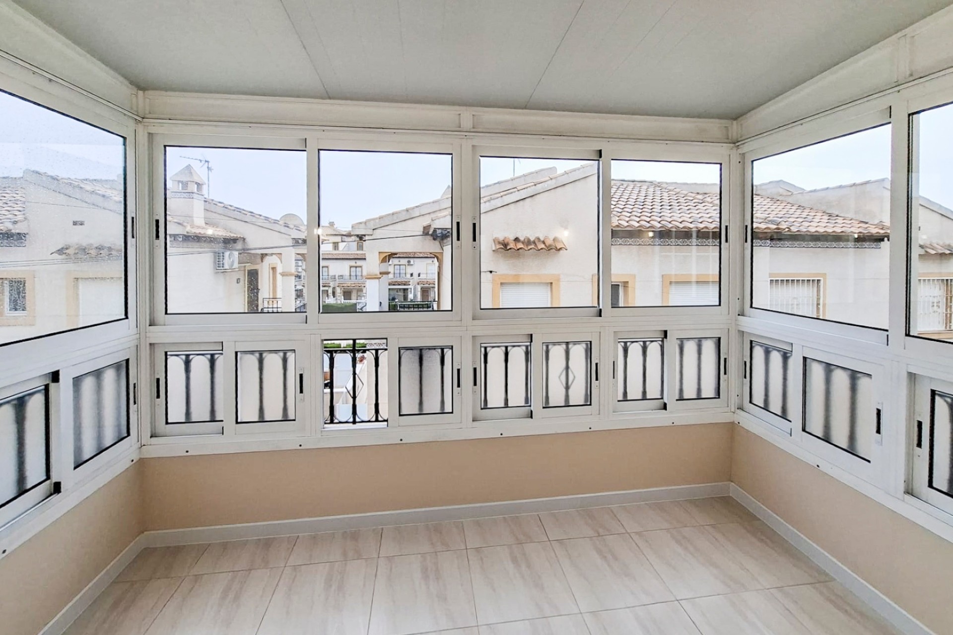 Wiederverkauf - Wohnung / Apartment -
Orihuela Costa